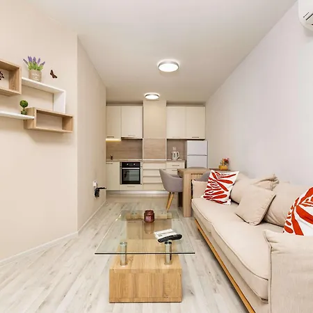 Modern 1bd In Heart Of By Flat Mаnager Апартамент Пловдив